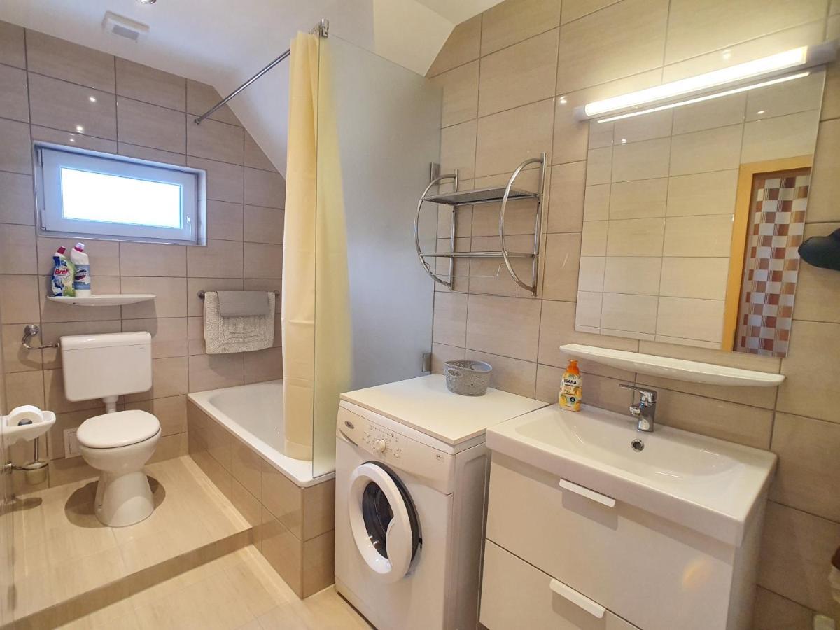 Krisztian Apartmanhaz Vonyarcvashegy Eksteriør bilde