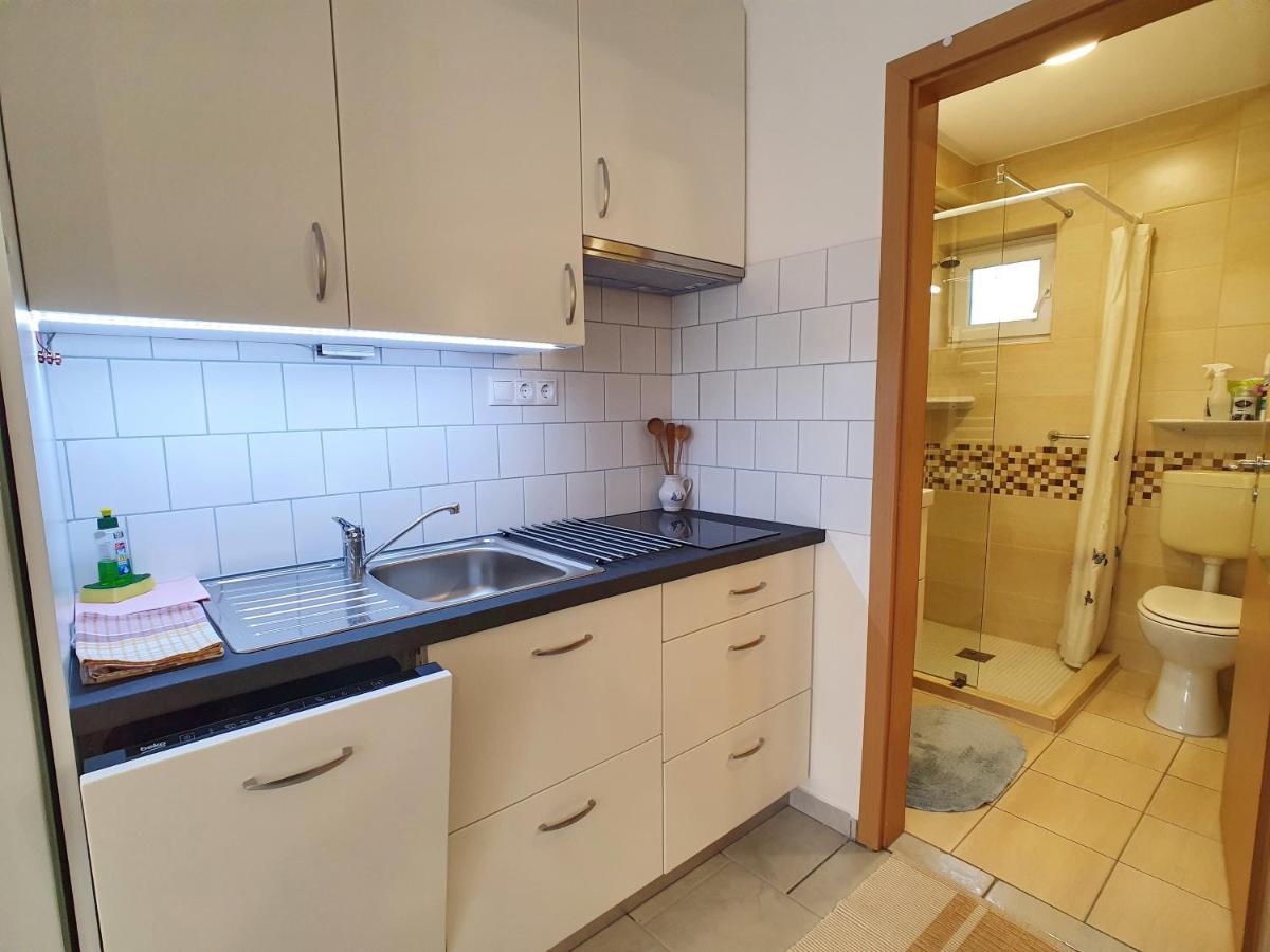 Krisztian Apartmanhaz Vonyarcvashegy Eksteriør bilde