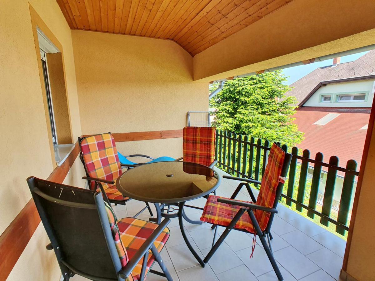Krisztian Apartmanhaz Vonyarcvashegy Eksteriør bilde
