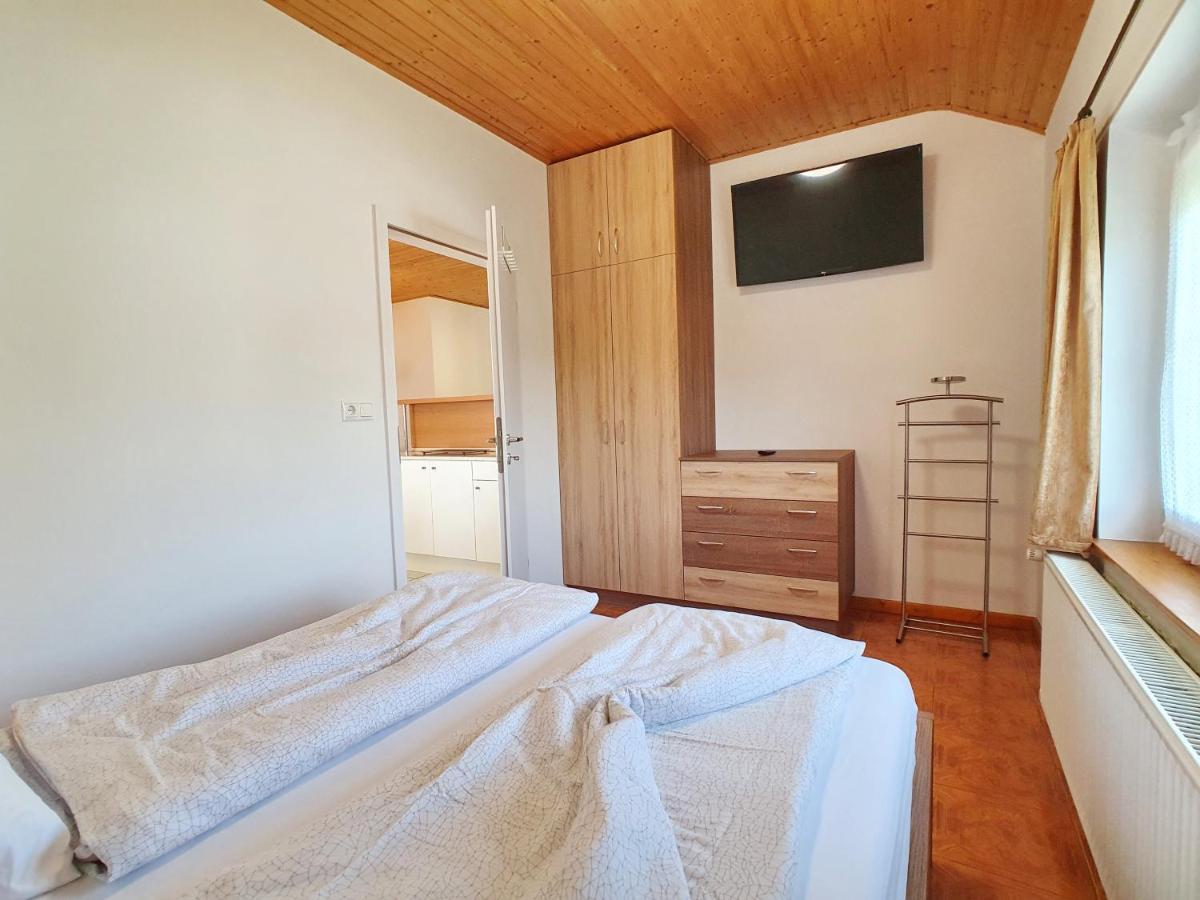 Krisztian Apartmanhaz Vonyarcvashegy Eksteriør bilde