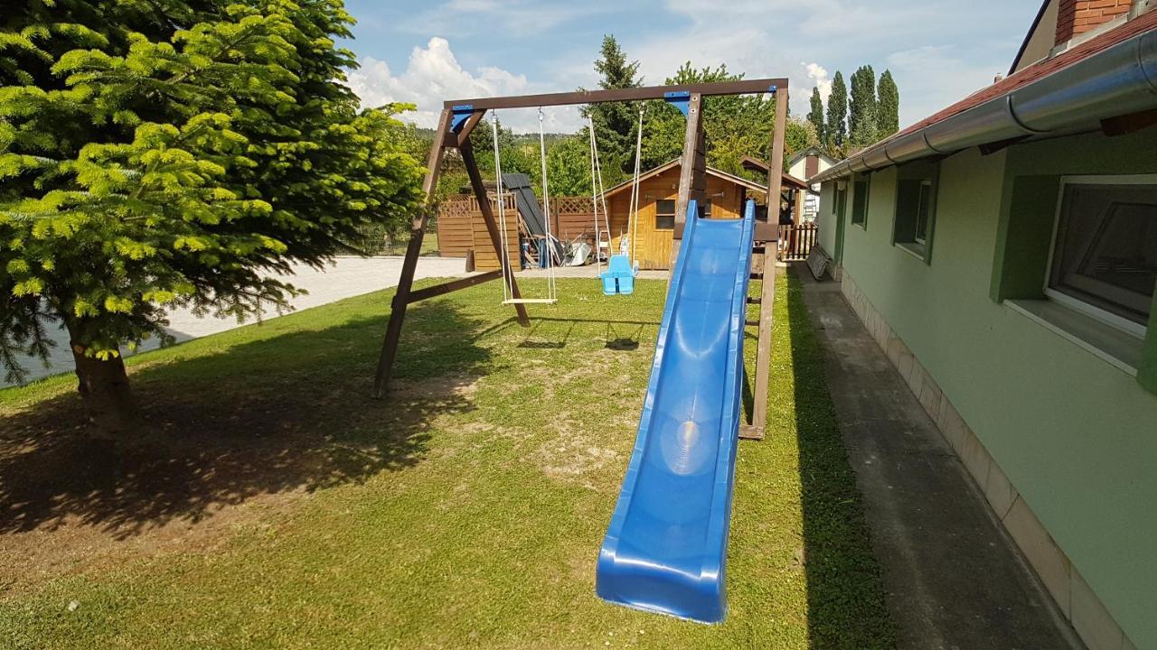 Krisztian Apartmanhaz Vonyarcvashegy Eksteriør bilde